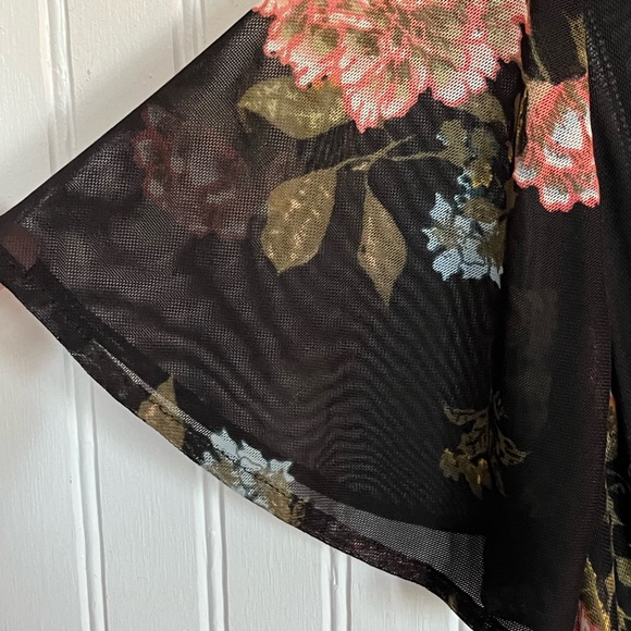 American Rag Coverup - Picture 6 of 6